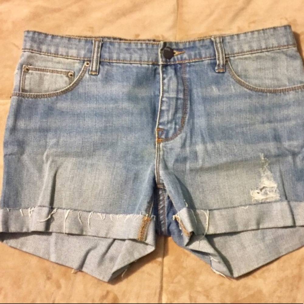 BDG Boyfriend Jean Shorts